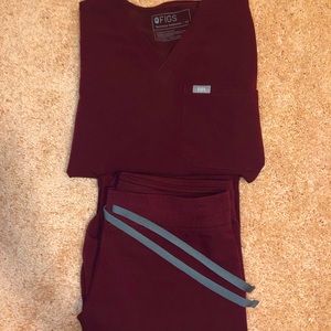 Burgundy Figs Scrub Set